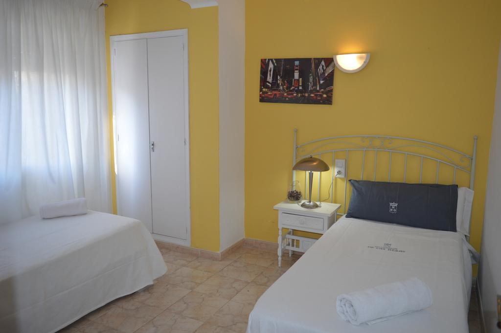 Apartamentos de las Heras Ibiza Exterior foto