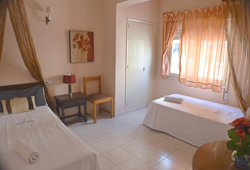 Apartamentos de las Heras Ibiza Exterior foto